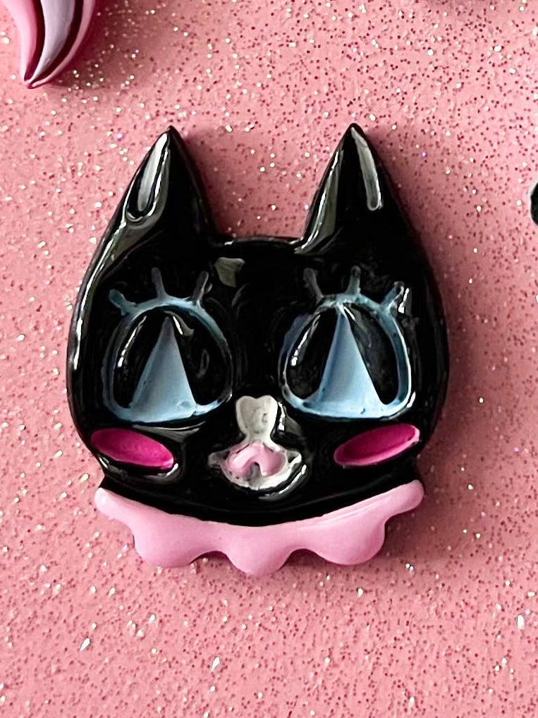 Retro Cat Needle Minders - Dainty Comet