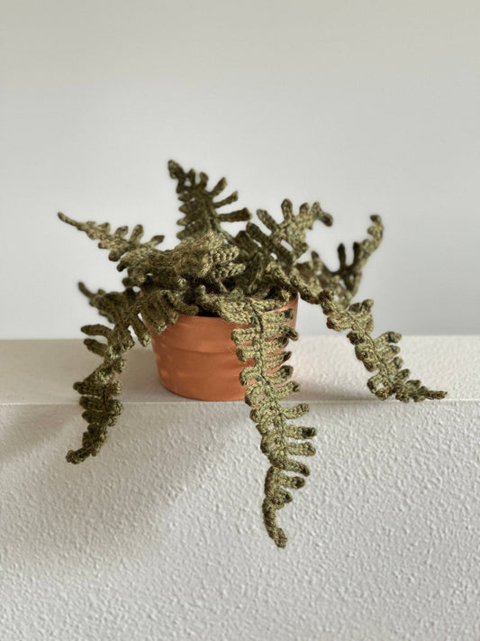 eM Knits Crochet Kit- Forest Fern