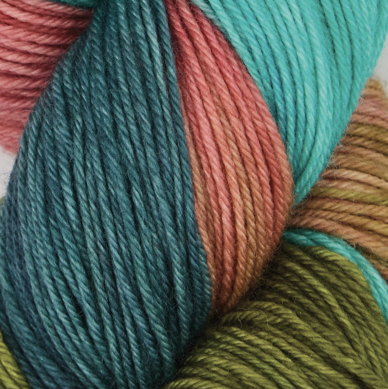 Symfonie Hand Dyed Yarns - Bella - Extrafine Merino (Worsted)