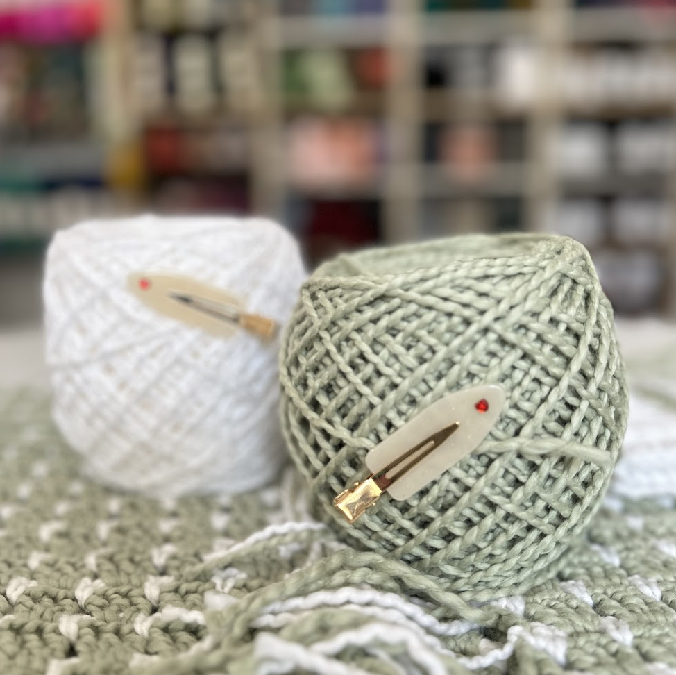 Hey Ricochet: Heart-to-Heart Yarn Ball Clips