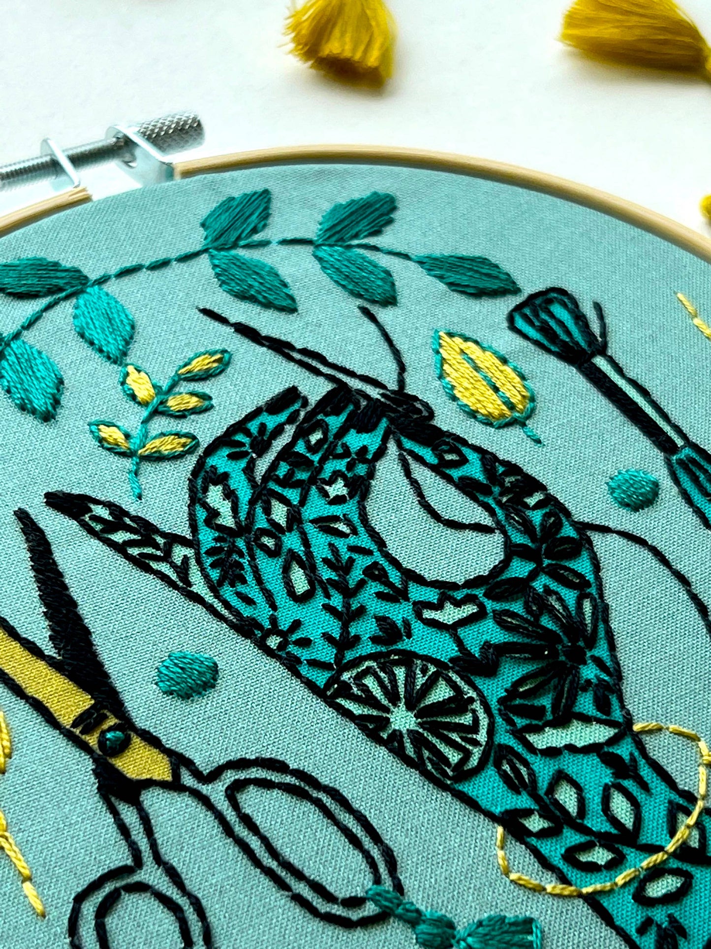Rikrack - Maker Embroidery Kit