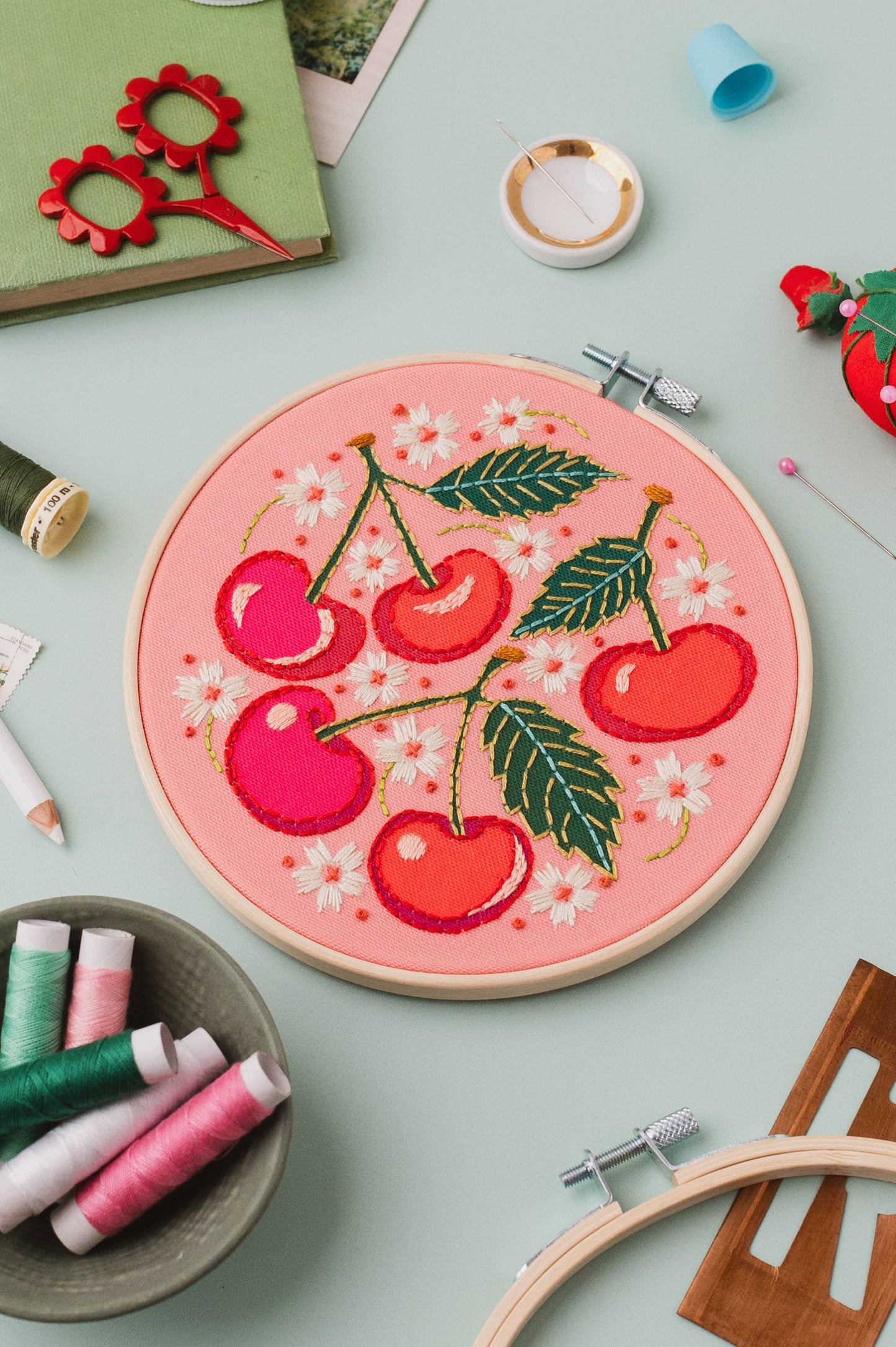 Rikrack - Cherries Embroidery Kit