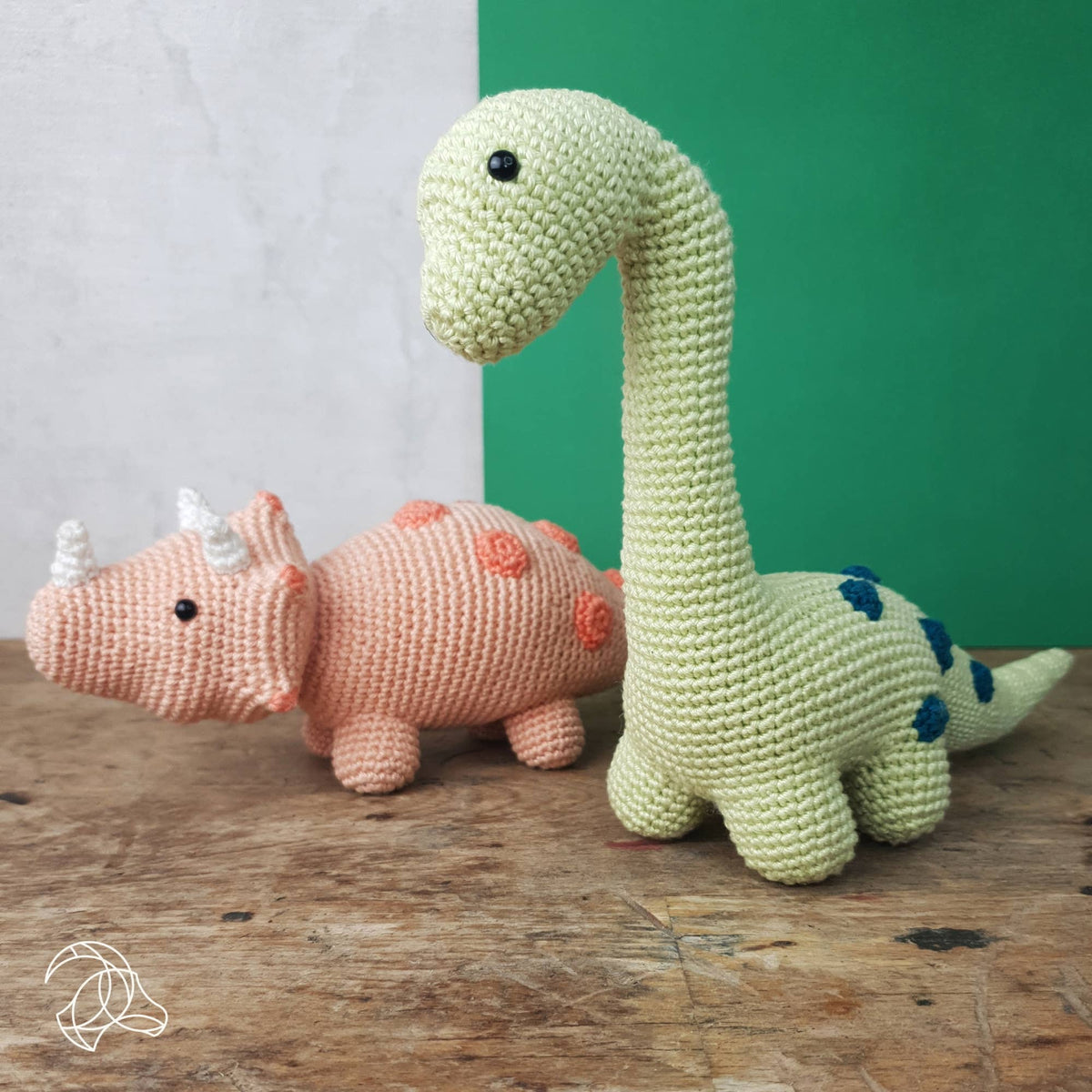 Hardicraft DIY Crochet Kit - Brontosaurus