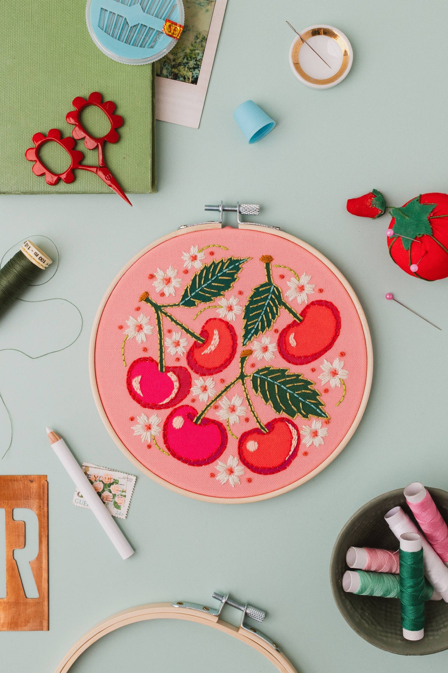 Rikrack - Cherries Embroidery Kit