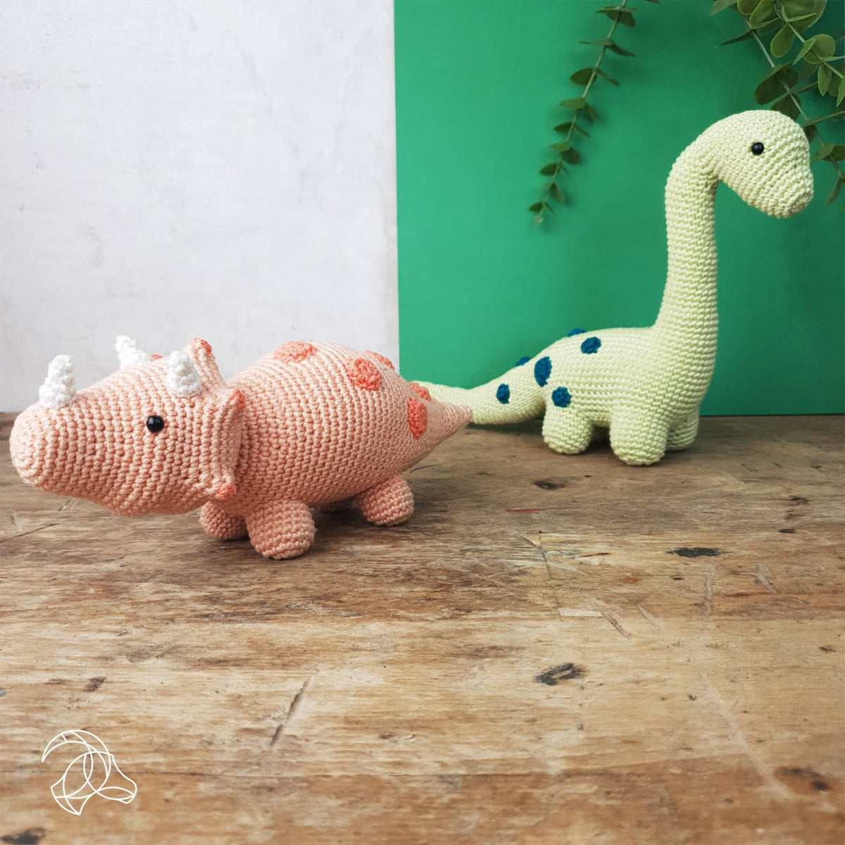 Hardicraft DIY Crochet Kit - Triceratops