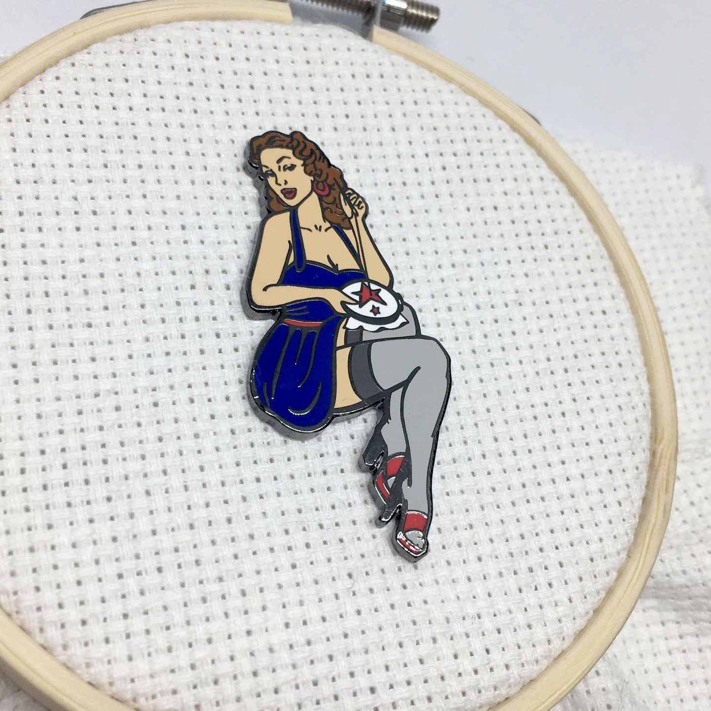 Snarky Crafter Stitching Vintage Pinup Needle Minder