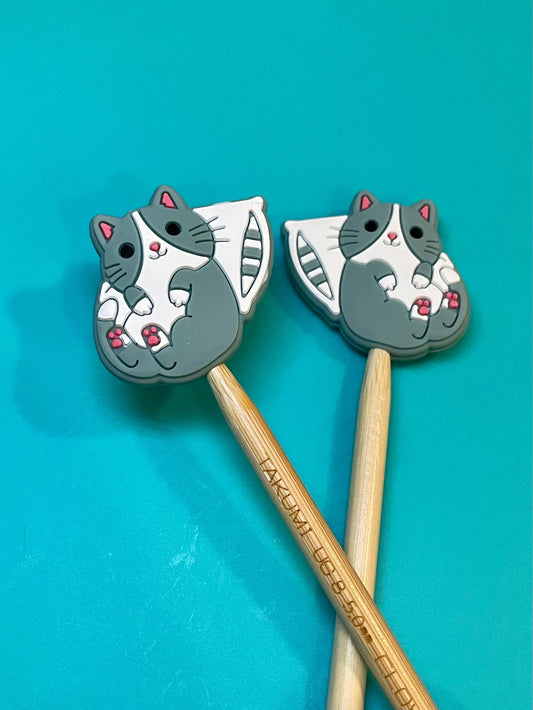 Comma Craft - Knitting Needle Point Protectors Cat Nap Pillow